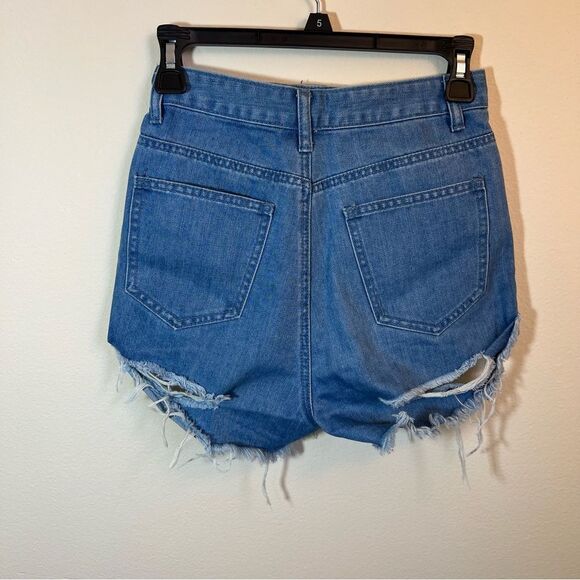 ✨ Princess Polly Women’s Distressed Denim Shorts 2 - Picture 4 of 10